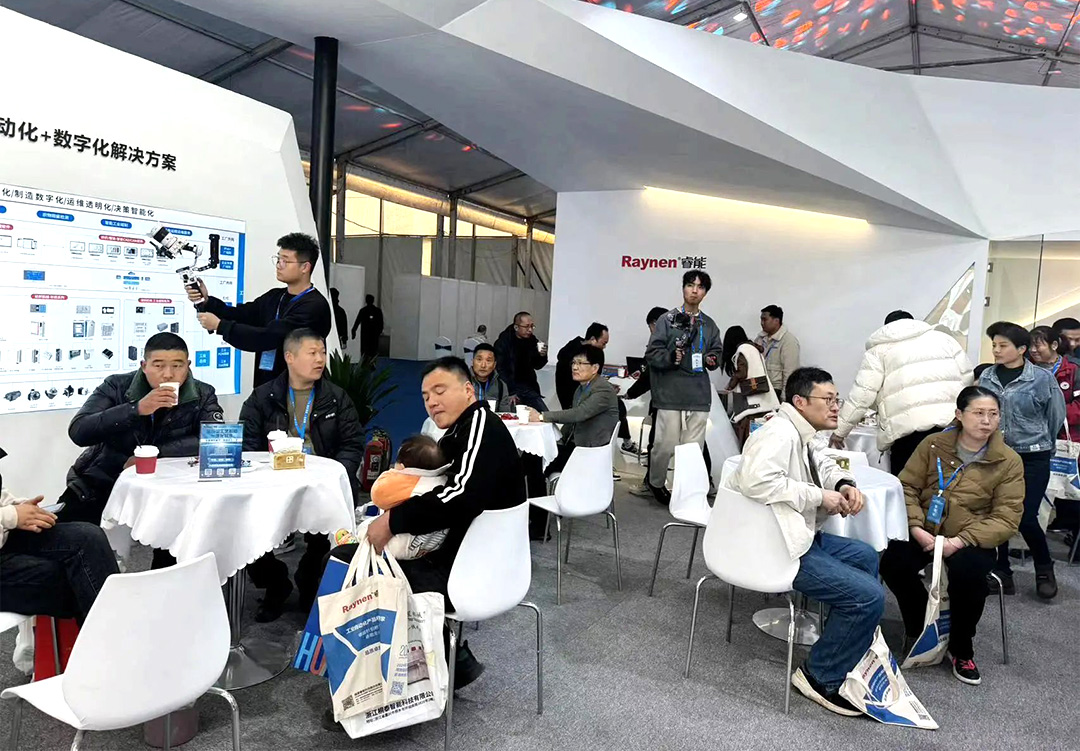 濮院展會精彩回顧 | 睿能展位人潮涌動，行業前沿技術一覽無余https://mmbiz.qpic.cn/mmbiz_jpg/uVPLicGse1zfSGAnFj8sU92BkOhtqnEerEJasH17wcFWMmXUSNBo3ibFJKHRHTG82ccnGjNOMEhdcbEAZuheWEIQ/640?wx_fmt=jpeg&from=appmsg&tp=wxpic&wxfrom=5&wx_(圖10)